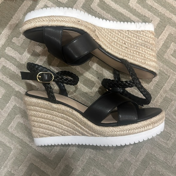 NWT Size 7B Stuart Weitzman black leather espadrille - Picture 2 of 6